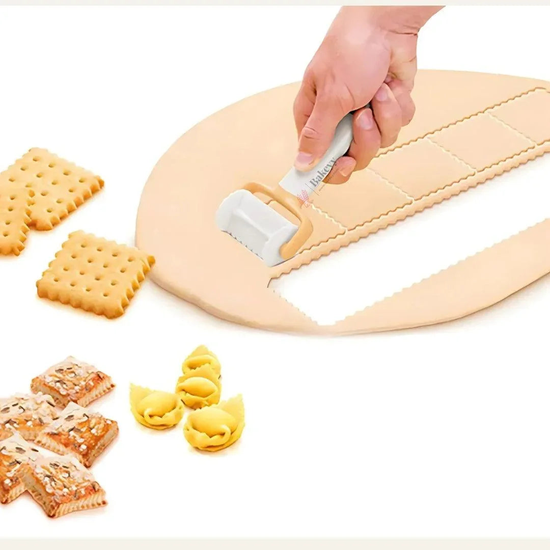 Hand Push Rolling Pin |Fondant, Cookie, Puff Pastry, Biscuit, Ravioli Cutter| 1 Piece - Bakeyy.com - India - Hand Push Rolling Pin |Fondant, Cookie, Puff Pastry, Biscuit, Ravioli Cutter| 1 Piece - Default Title