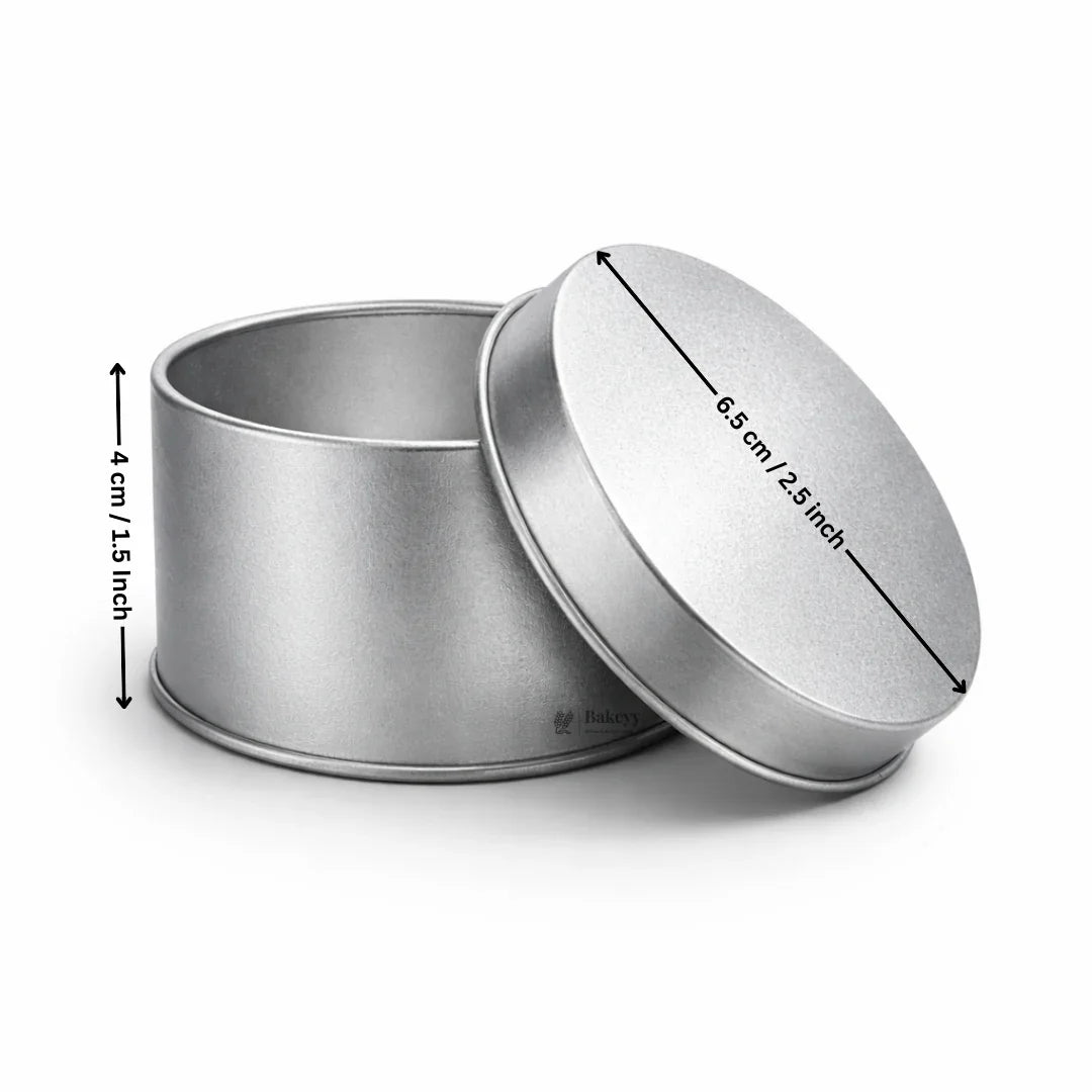 Small silver round metal tin with lid, 6.5 cm wide, 4 cm tall, for bakery gift packaging