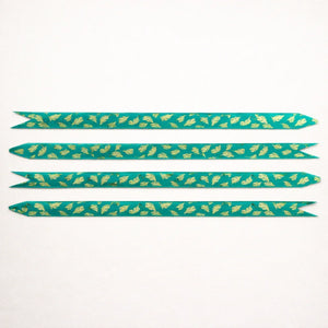 30cmPullUpGiftRibbonBowDecorativePre-CutRibbonStripsEasySelf-TieDecorativeRibbonforGiftWrapping_HampersMultipleColoursAvailablePackof10_6 - Bakeyy.com