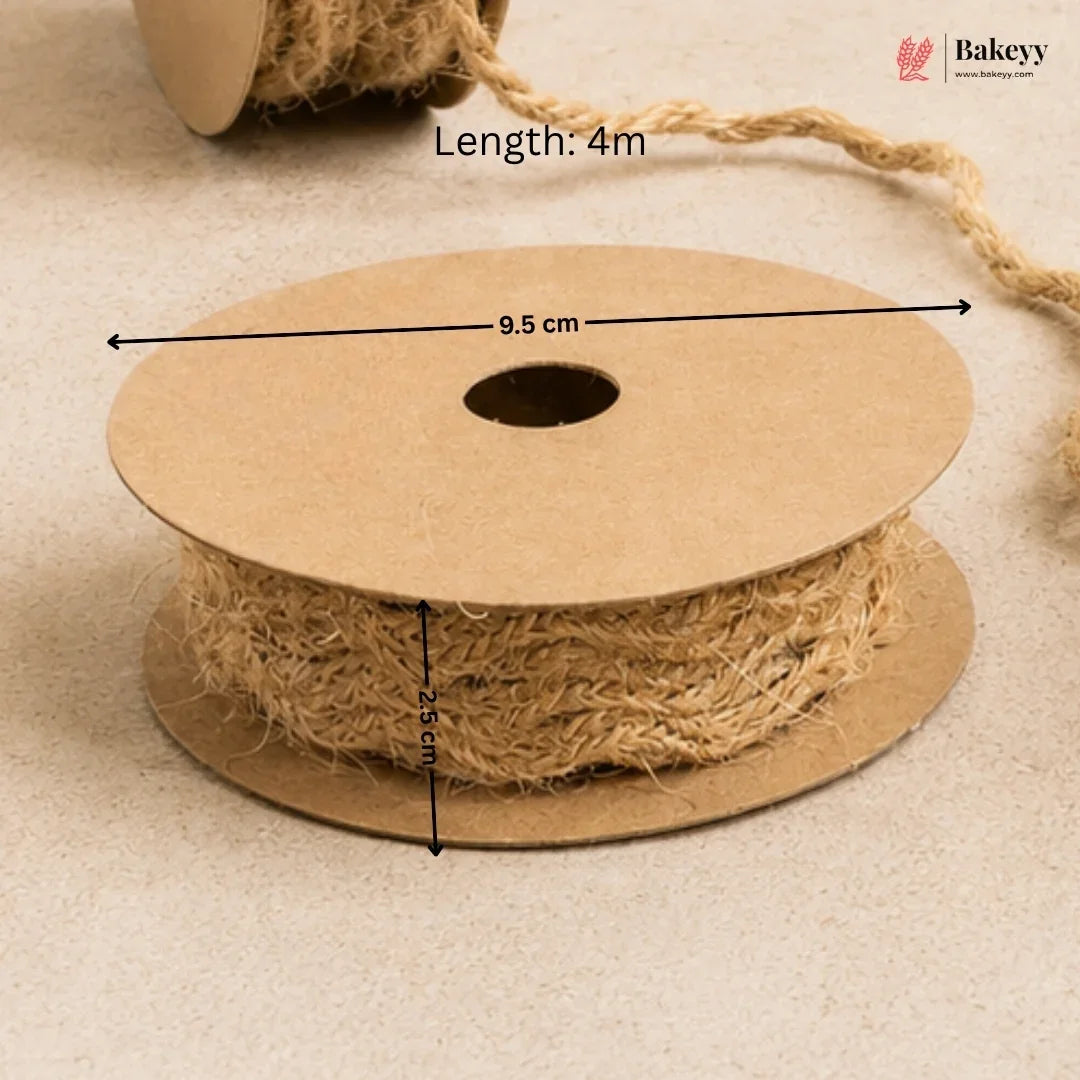 Spool of jute rope with measurements on a beige background, featuring the Bakey brand.