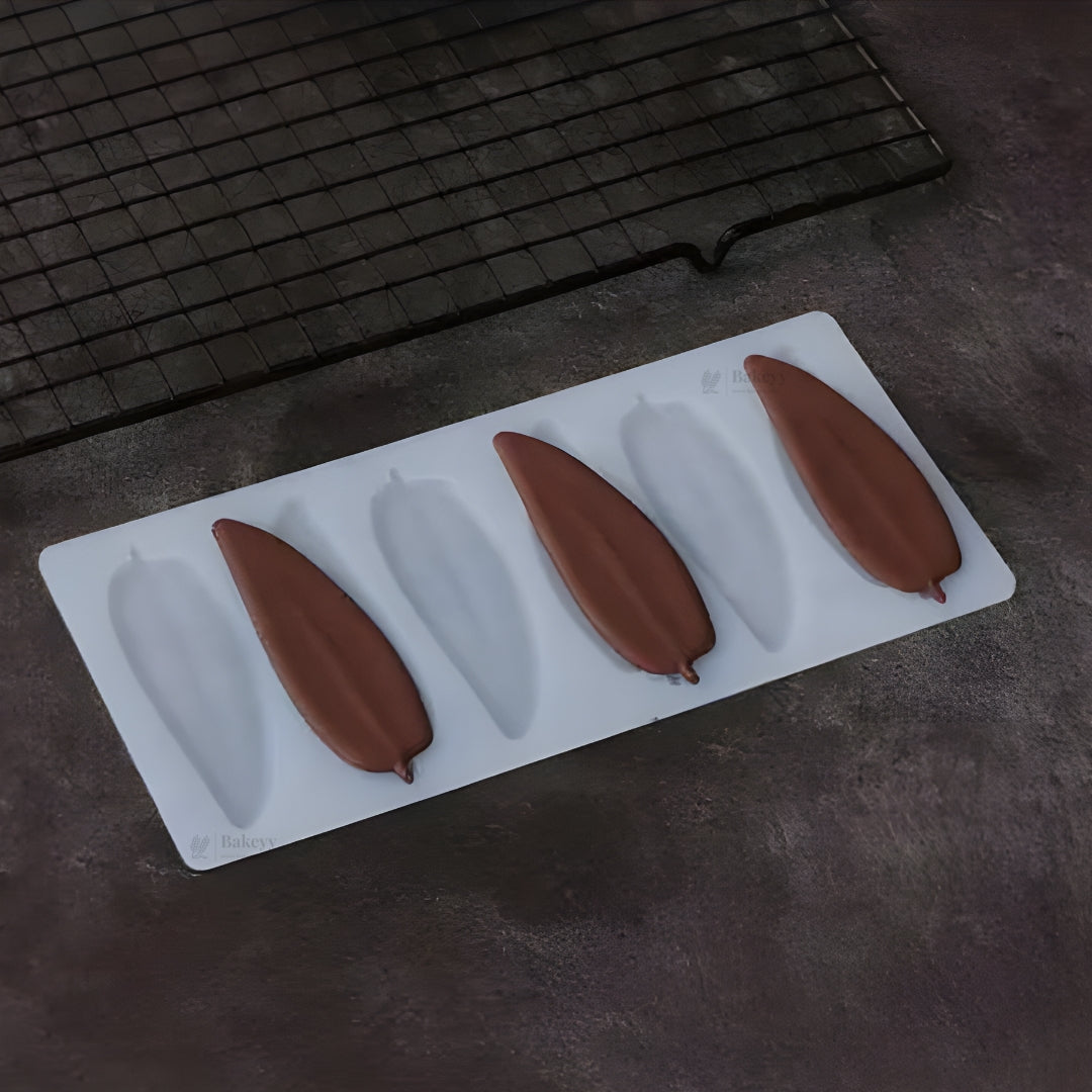 5 Cavity Leaf Petal Silicone Mould | Elongated Botanical Shape for Chocolates & Desserts | Pack of 1