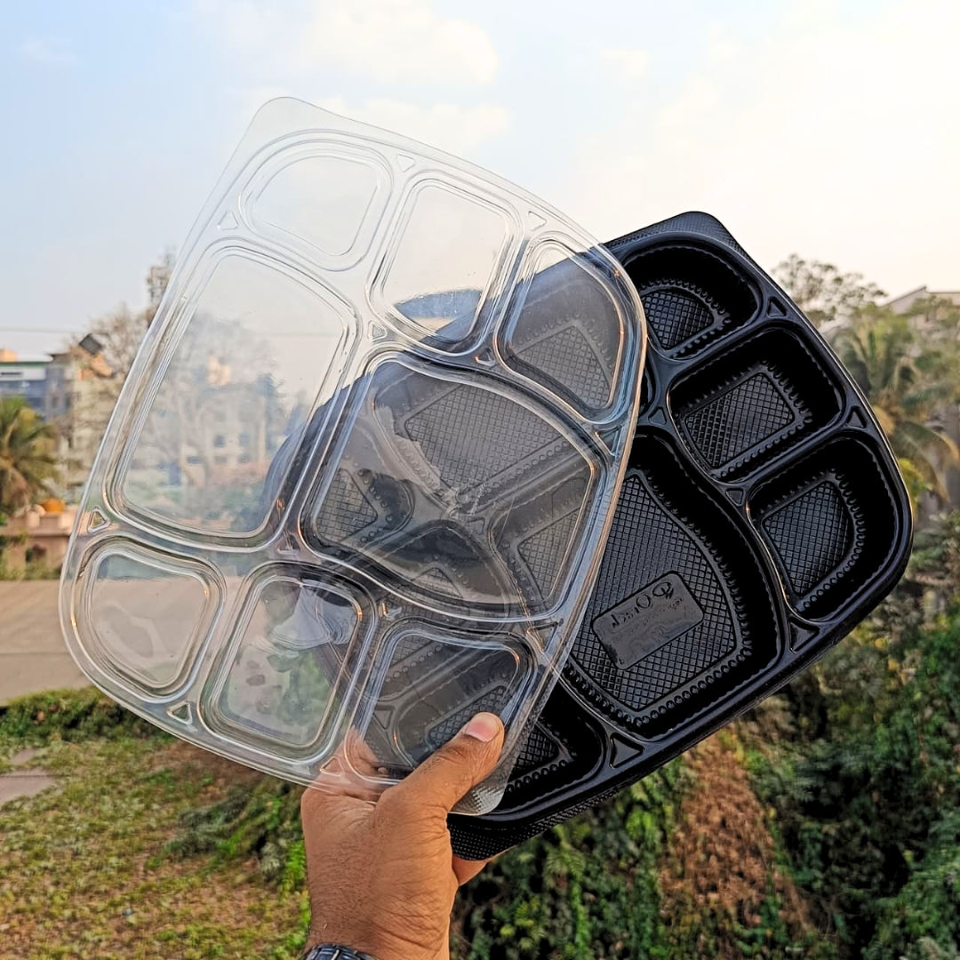 8 Compartment Plastic Meal Tray with Lid | Disposable Food Packaging Container for Takeaway Meals, Catering & Meal Prep | Pack of 25