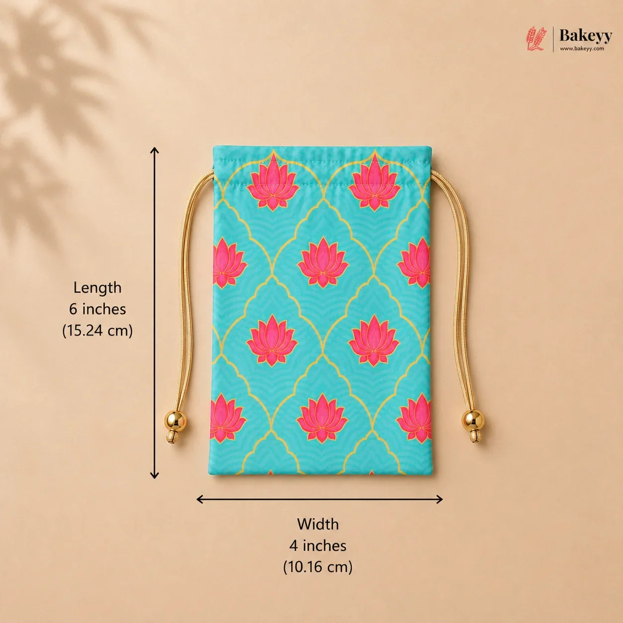 Drawstring bag with pink floral patterns on a blue background, shown with measurements and the brand 'Bakey'.
