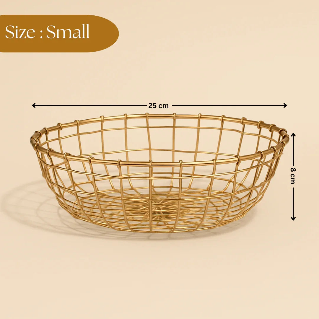 Small gold wire basket, 25 cm wide and 8 cm high, for bakery use at Bakeyy.com