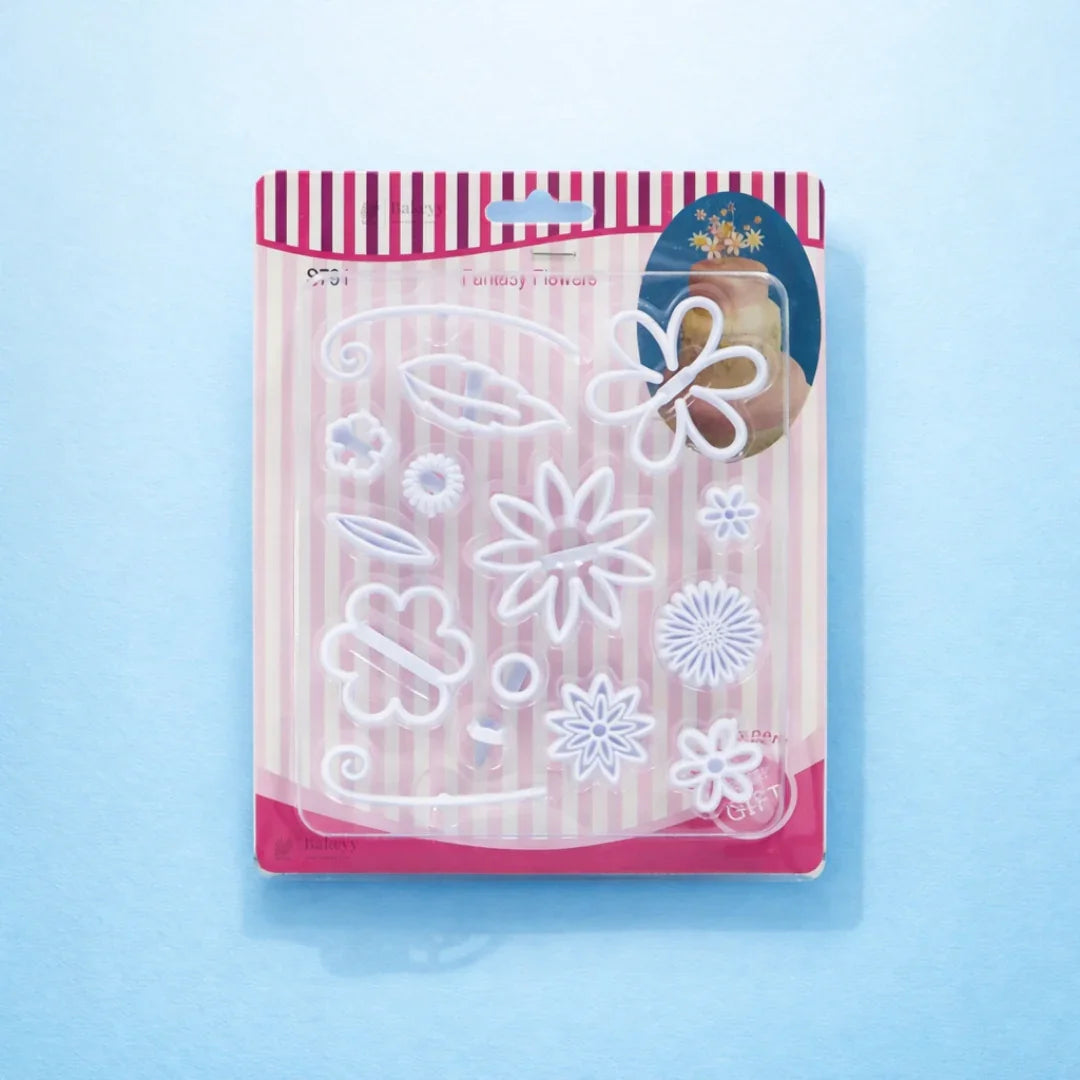 Princess Carriage Fondant & Cookie Cutter Set | 3 Piece | Pack of 1