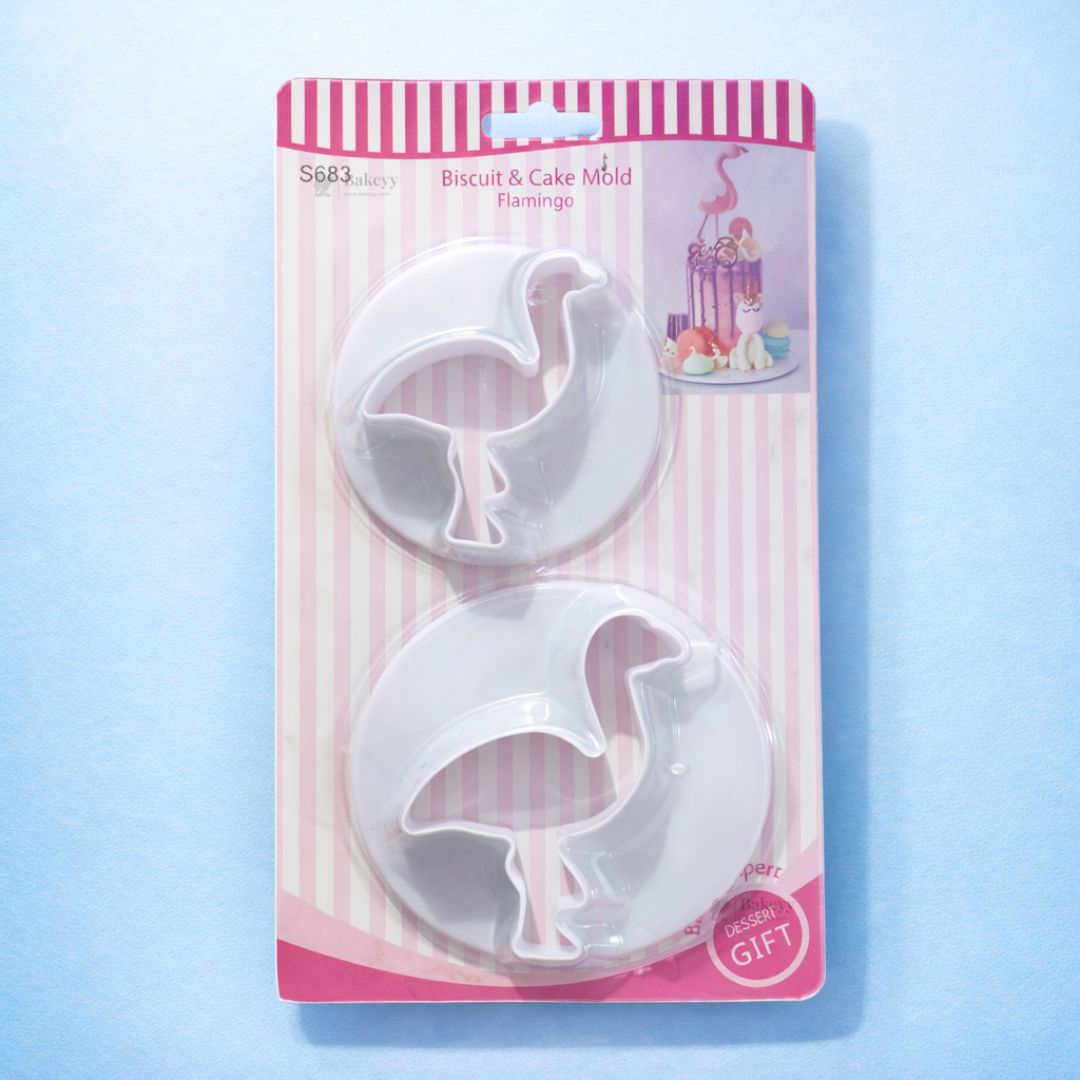 Flamingo Round Frame Cookie Cutter | 8 Piece | Pack of 1