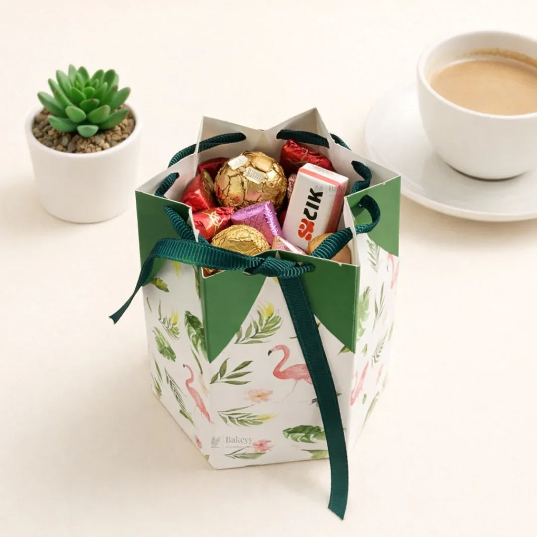 FlamingoTropicalPrintHexagonGiftBoxwithRibbonTie_1 - Bakeyy.com