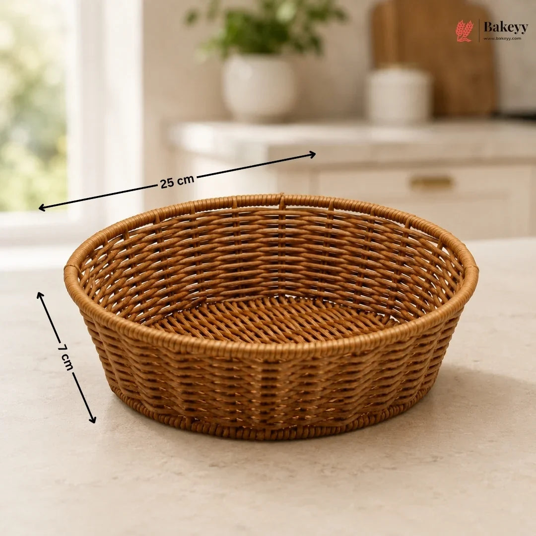 Woven basket with dimensions on a neutral background, featuring the Bakey brand.