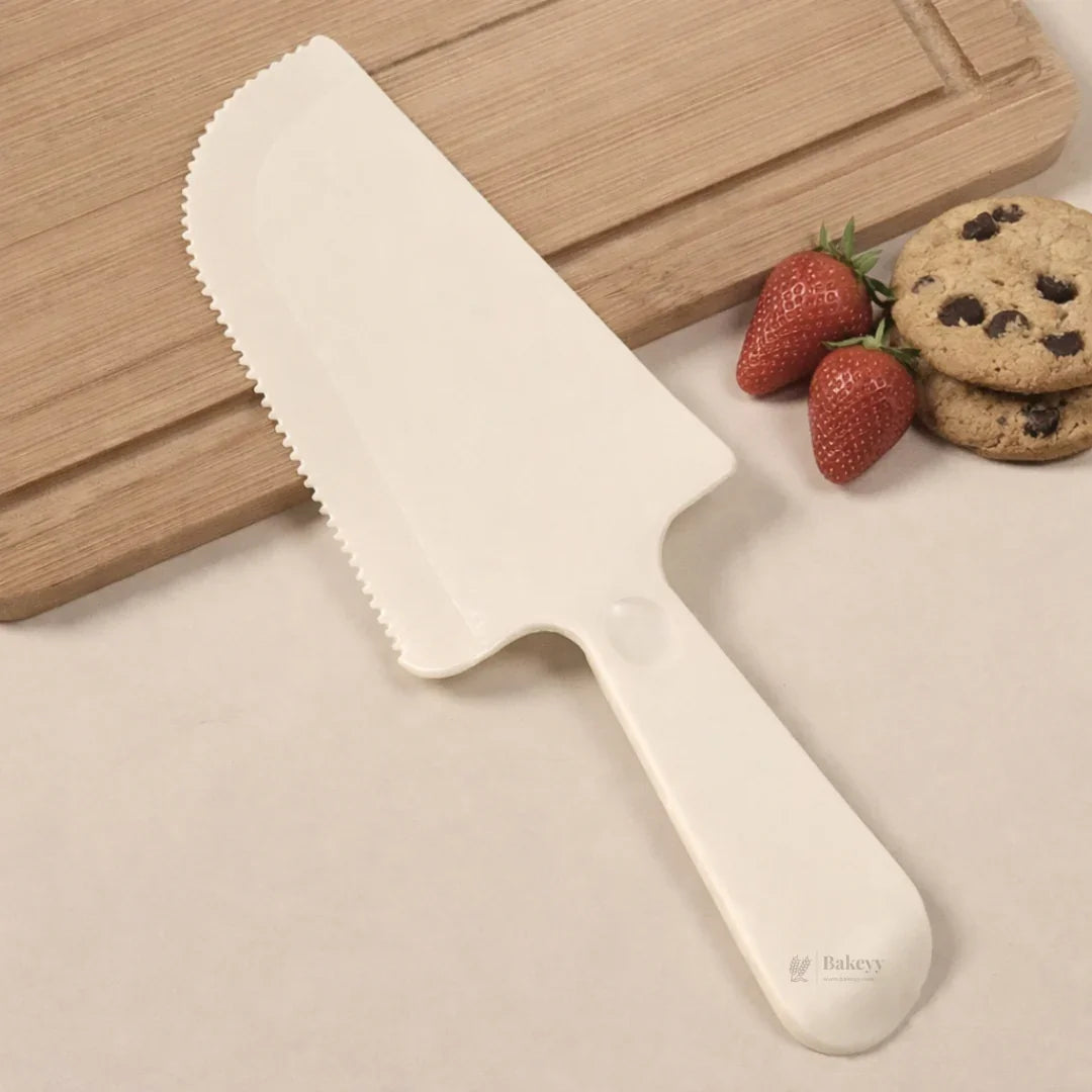 Cake Scraper Spatula Knife | Cutting and Serving | Plastic Cake Lifter & Dessert Server | Pack of 5 - Bakeyy.com - India - Cake Scraper Spatula Knife | Cutting and Serving | Plastic Cake Lifter & Dessert Server | Pack of 5 - White 35.00