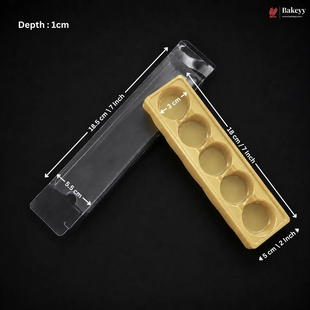 A clear plastic tray packaging sleeve and a beige four-compartment round mold tray, shown on a black background with dimension annotations indicating depth of 1cm and measurements in centimeters and inches.