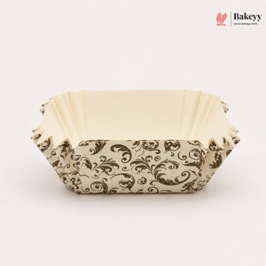 Decorative baking tray with floral pattern on a white background, featuring the Bakey brand.