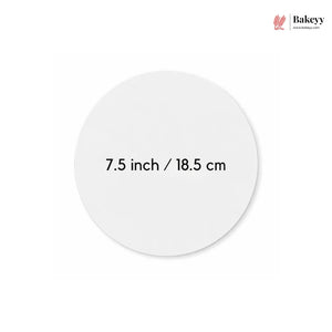 Round white plate with measurements 7.5 inch / 18.5 cm and Bakey brand logo on a white background