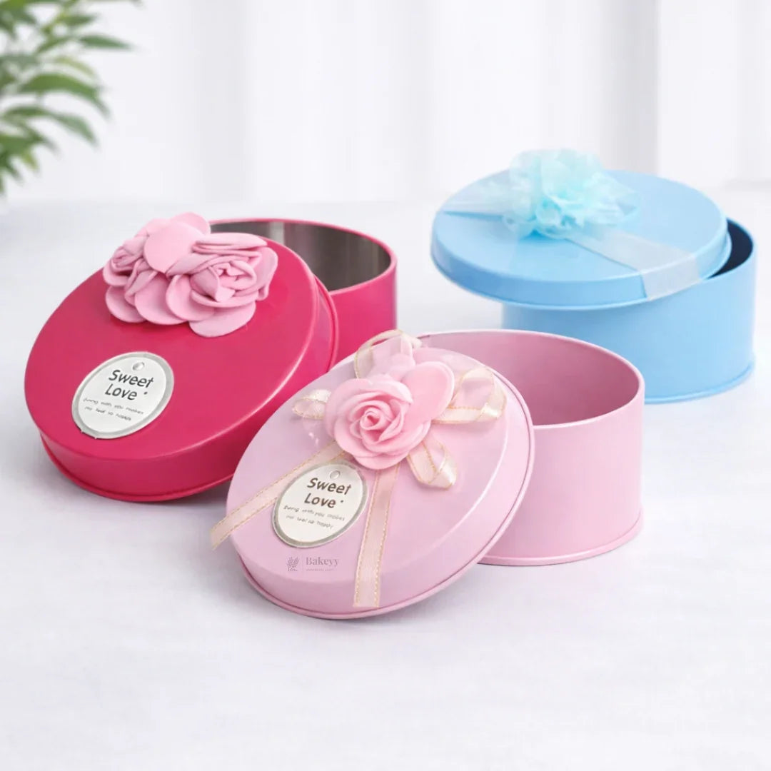Round decorative metal tin boxes with ribbon and flower lids for gift packaging, Bakeyy