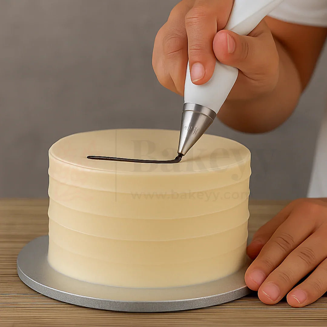 Small Nozzle No.0 – Stainless Steel Piping Tip for Cake Decoration