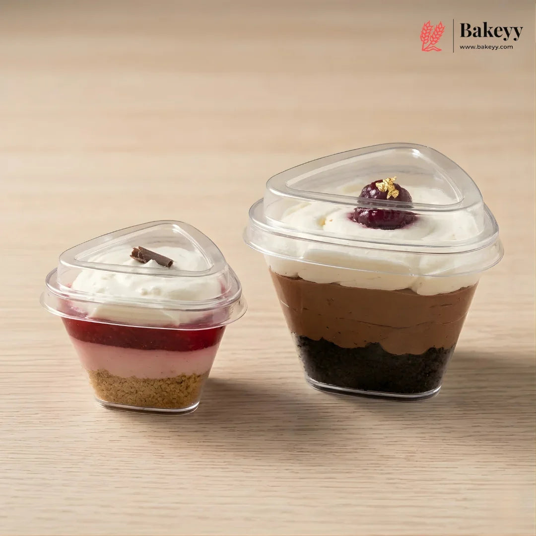 Triangular_Dessert_Container_with_Lid2 - Bakeyy.com