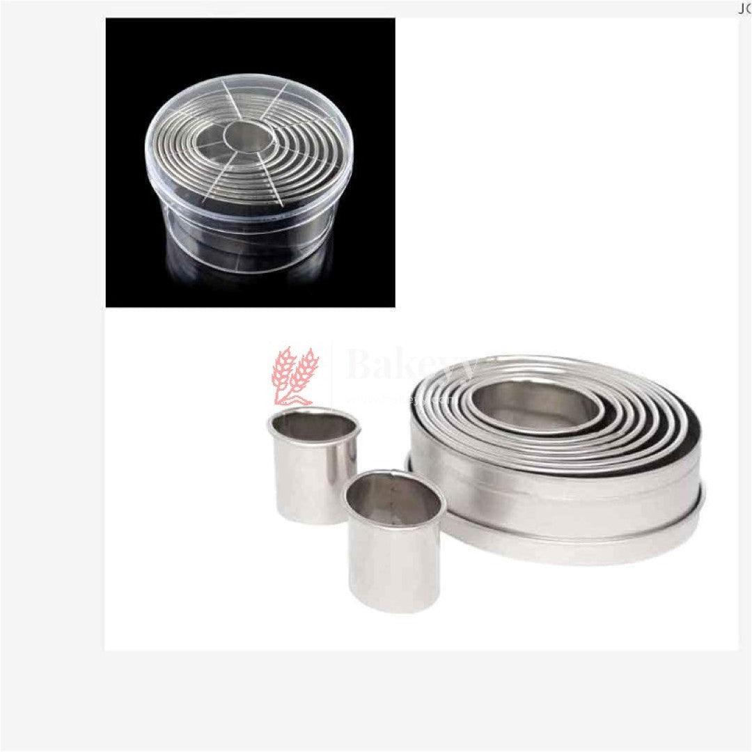 Baking equipment's Stainless Steel Commercial Oval Cookie Cutter (Set of 11 Cutters) - Bakeyy.com - India - {{ variant.name }}