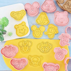 cartooncookiecutter_disneystylecookiecutter_charactercookiecutterset_MickeyMousecookiecutter_MinnieMousefondantcutter_DonaldDuckcookiecutter_WinniethePoohcookiecut_5 - Bakeyy.com