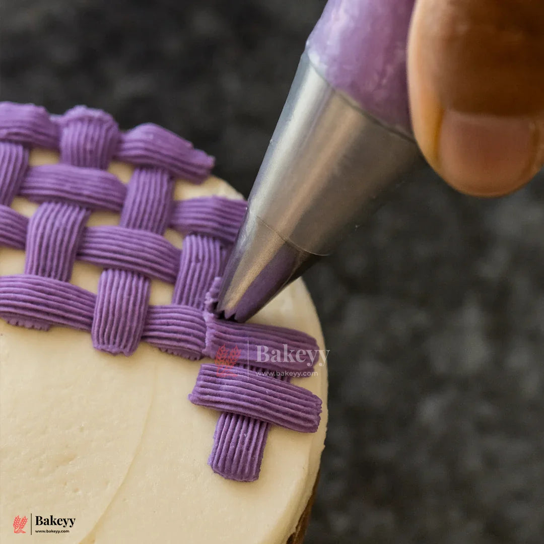 Small Nozzle No.34 – Stainless Steel Piping Tip for Cake Decoration