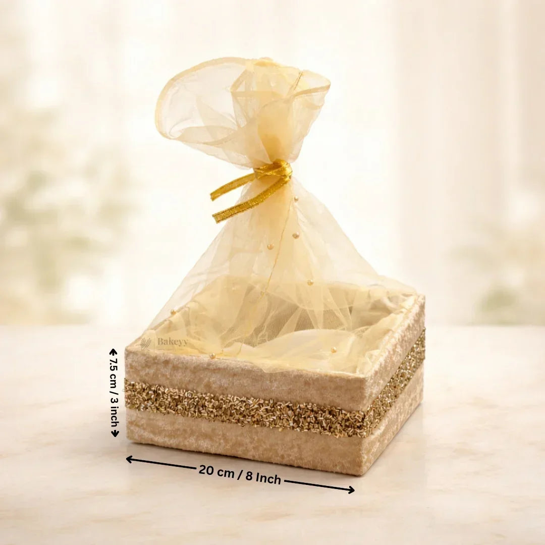 Golden net gift basket with ribbon, 20x15 cm, perfect for hampers or packaging from Bakeyy