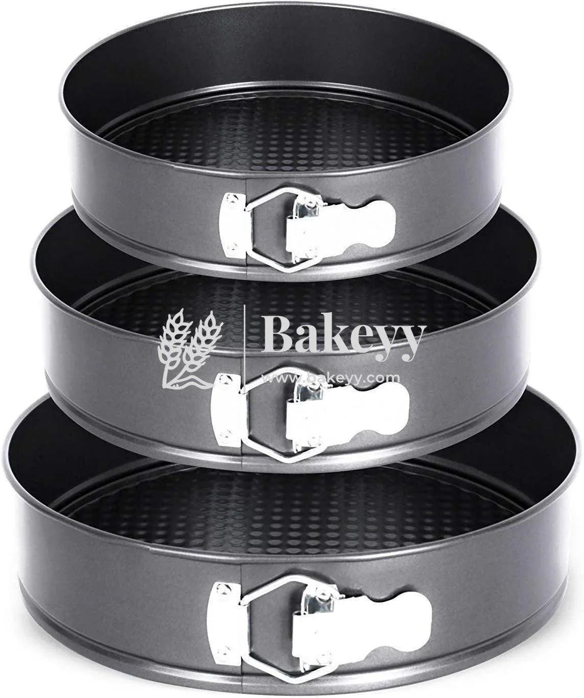 tin-cake-mould-mould-round-shape-making-tray-or-3-pieces-or-black-or-non-stick-bakeyy-com-1 - Bakeyy.com