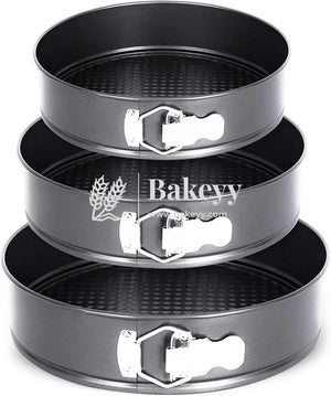tin-cake-mould-mould-round-shape-making-tray-or-3-pieces-or-black-or-non-stick-bakeyy-com-1 - Bakeyy.com