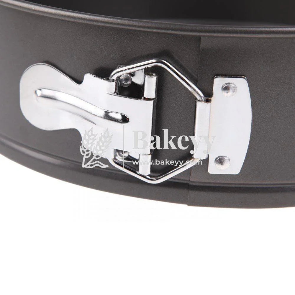 tin-cake-mould-mould-round-shape-making-tray-or-3-pieces-or-black-or-non-stick-bakeyy-com-3 - Bakeyy.com