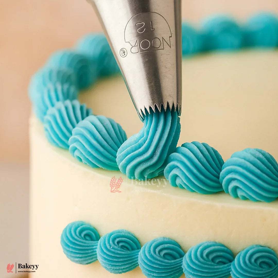 Small Nozzle No.12 – Stainless Steel Piping Tip for Cake Decoration