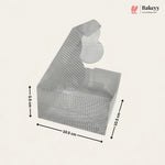 Baking mold with dimensions labeled on a beige background, featuring the Bakeyy brand.