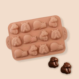 12_Cavity_Capybara_Silicone_Chocolate_Mould - Bakeyy.com