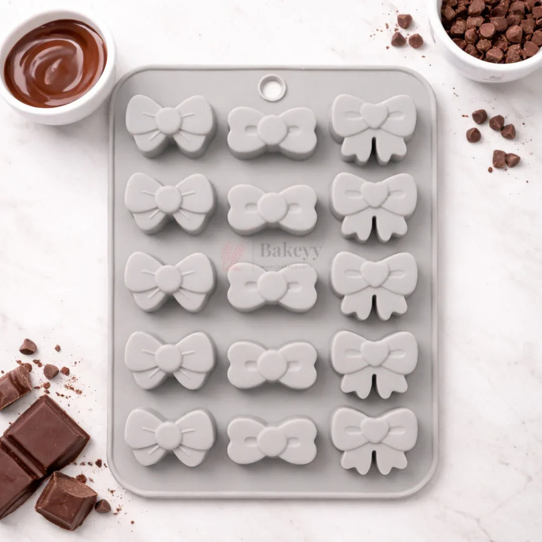 15CavityBowDesignSiliconeChocolateMould - Bakeyy.com