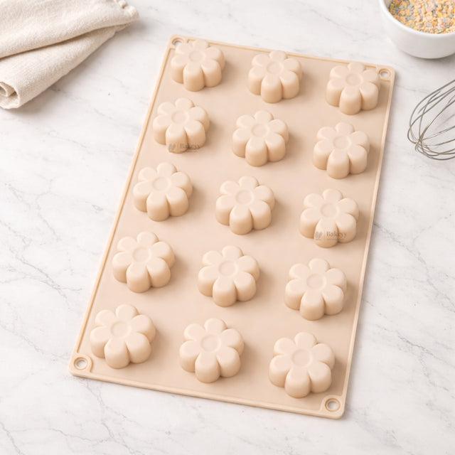 15 Cavity | Daisy Flower Design Silicone Chocolate Mould | Pack of 1 