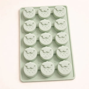 15CavityStrawberryButtonDesignSiliconeChocolateMould_2 - Bakeyy.com