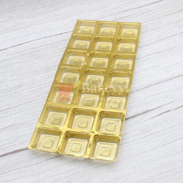 3 X 7 CAVITY GOLDEN TRAY (PACK OF 50) - Bakeyy.com