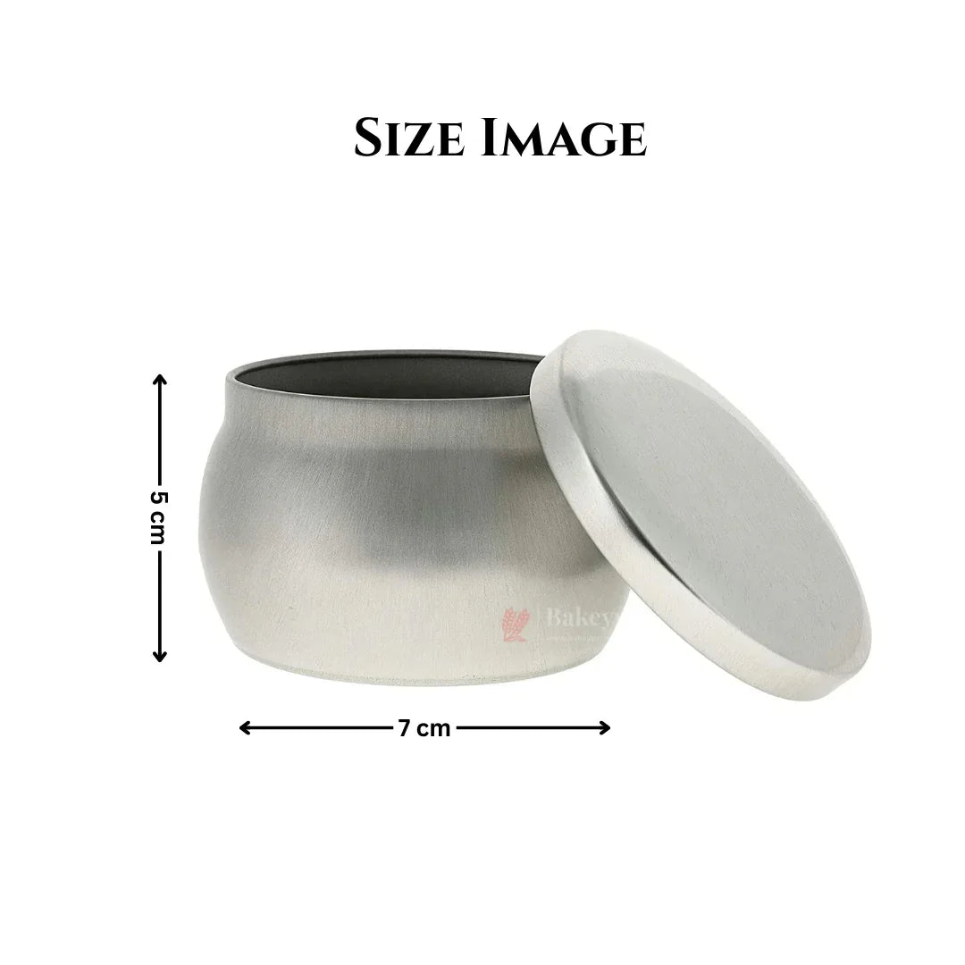 Bakeyy.com 3.5 inch round silver metal storage tin with lid, 7x5cm, baking supply container