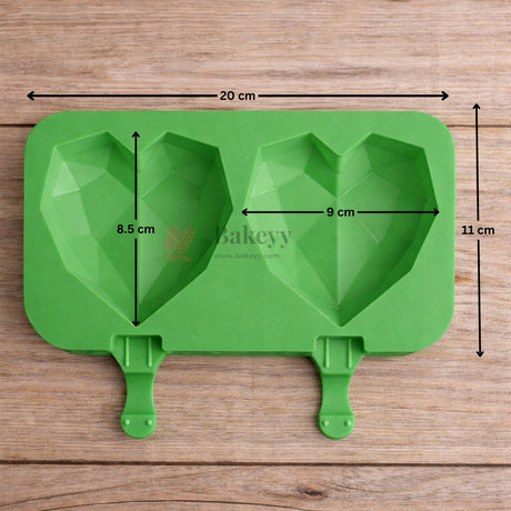 Chocolate hearts
Ice cream pops
Cake mousse desserts
Valentine’s Day treats
Anniversary gifting
Wedding dessert hampers
DIY bakery creations