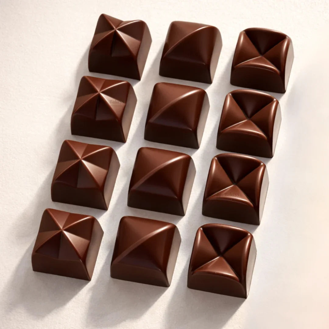 3DesignFacetedPyramidDiamondSiliconeChocolateMould_4 - Bakeyy.com
