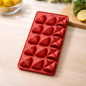 3DesignFacetedPyramidDiamondSiliconeChocolateMould_5 - Bakeyy.com