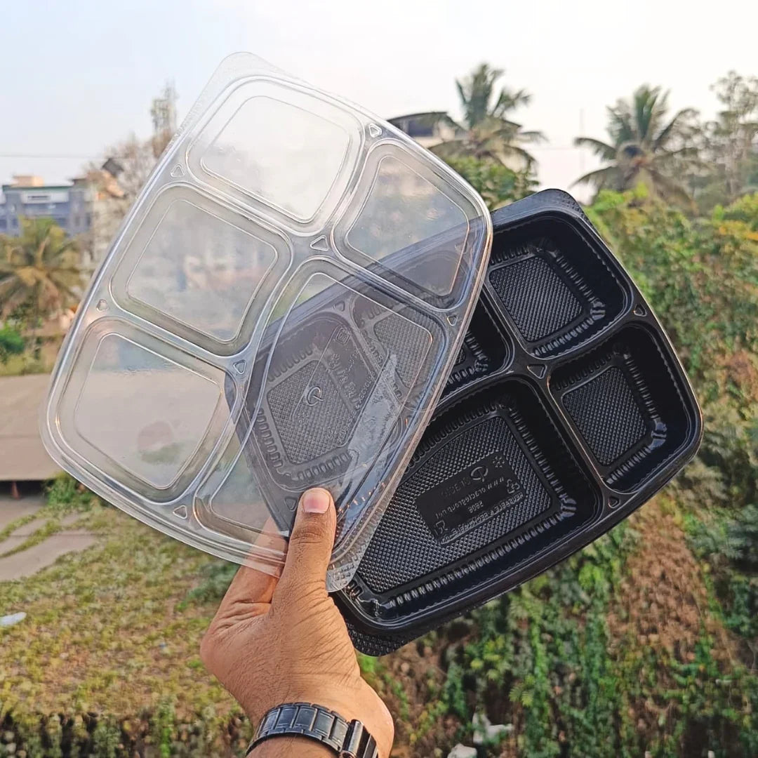 5_Compartment_Plastic_Meal_Tray_with_Lid_8 - Bakeyy.com
