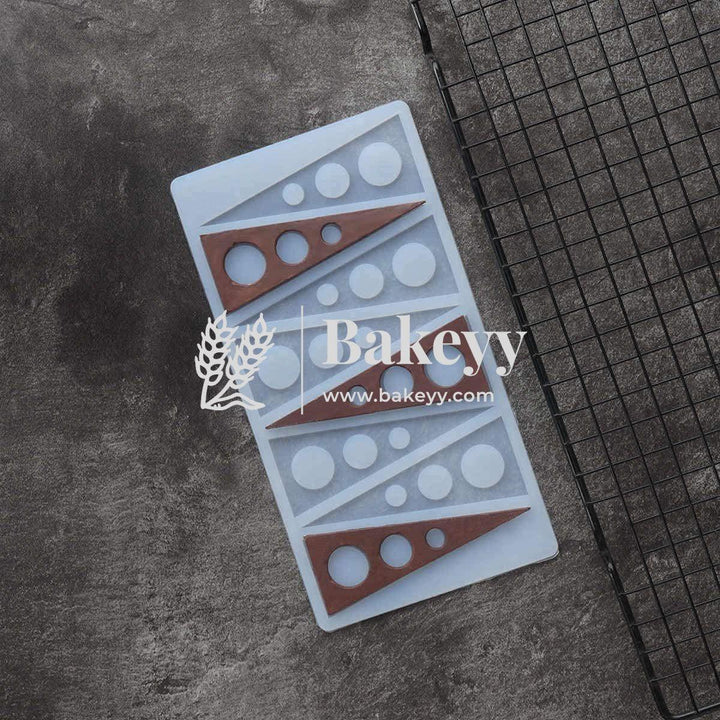 8 Cavity Triangle with 3 dots Design Shape Pattern Garnishing Sheet - Bakeyy.com