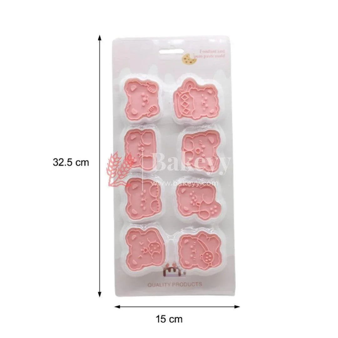 8-cookie-cutters-children-s-3d-fondant-biscuit-cutters-cookie-cutters-hand-press-cookies-cutter-reusable-cookie-mould-for-children-teedy-bear-bakeyy-com-4 - Bakeyy.com