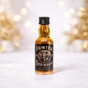 Alcohol_bottle_cake_topper_5_684d1f58-d382-4420-8581-6a7c43ab50b6 - Bakeyy.com