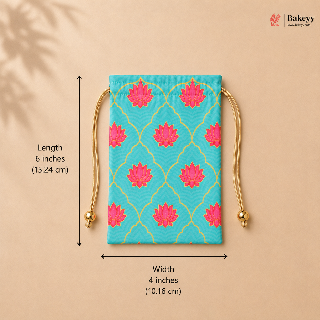 Drawstring bag with pink floral patterns on a blue background, shown with measurements and the brand 'Bakey'.