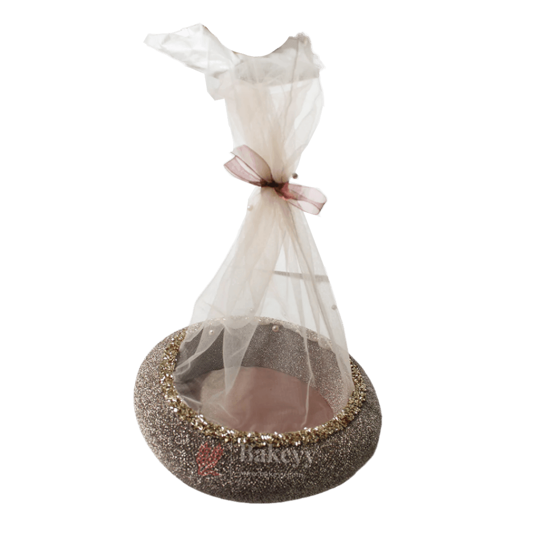 Golden - Brown | Round Velvet Gift Hamper | Luxuriously Embellished Decorative Basket - Bakeyy.com - India - Golden - Brown | Round Velvet Gift Hamper | Luxuriously Embellished Decorative Basket - Extra Small