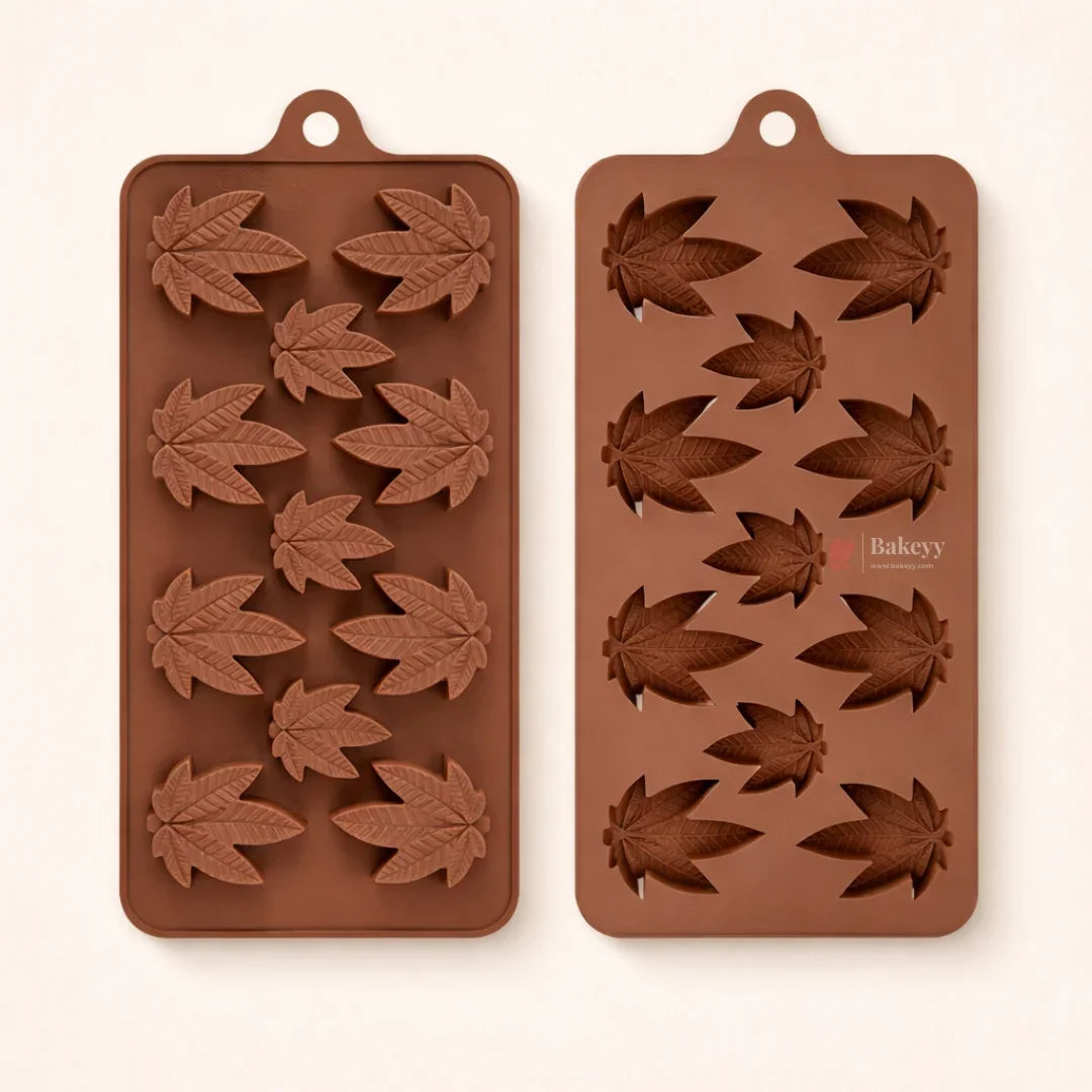 Marijuana_Leaf_Design_Silicone_Chocolate_Mould - Bakeyy.com