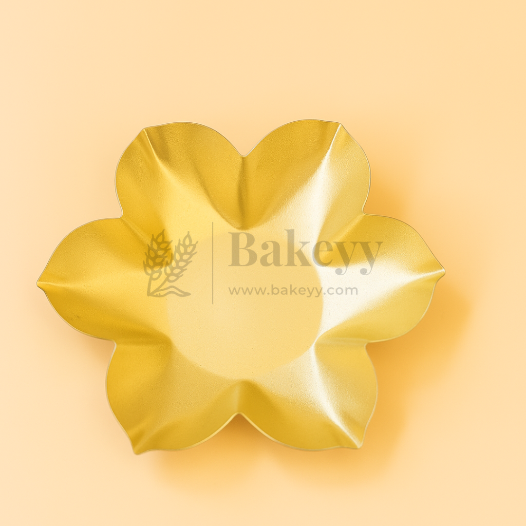 9 cm | 6 Petal Flower-Shaped Tin Jar | 1 Piece