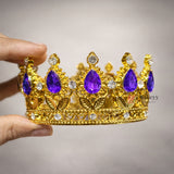 Elegant royal crown design with crystal stones
Premium gold finish with detailed carving
Lightweight and easy to place on cakes
Reusable decorative topper
Perfect for birthday cakes, themed cakes, baby shoots, and table décor
Available in multiple stone color variants