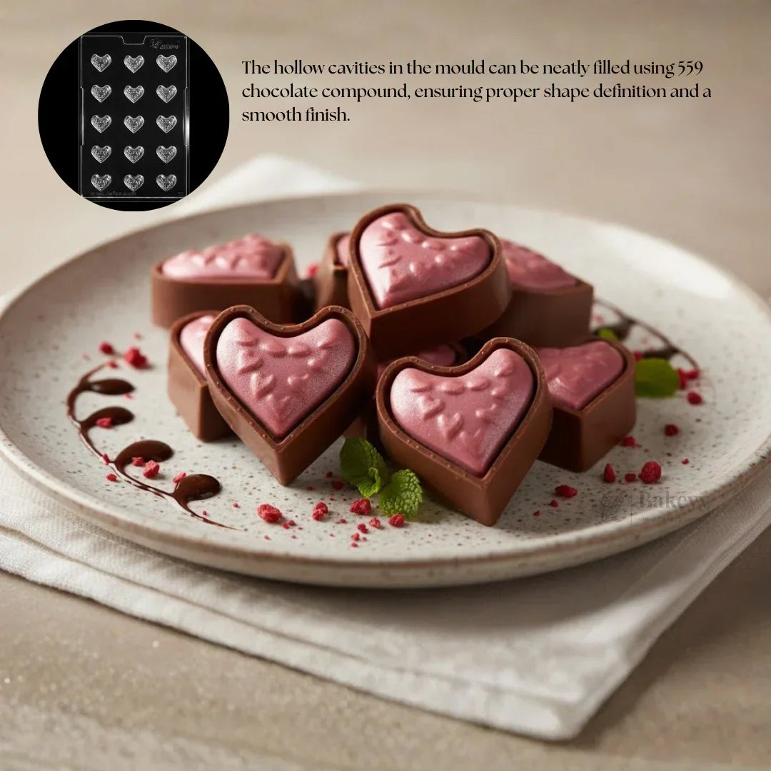 Mould558-HollowLoveHeartChocolateMouldTrayBakingAccessoriesPlasticChocolateMouldPartyFavorMouldPackof1_4 - Bakeyy.com