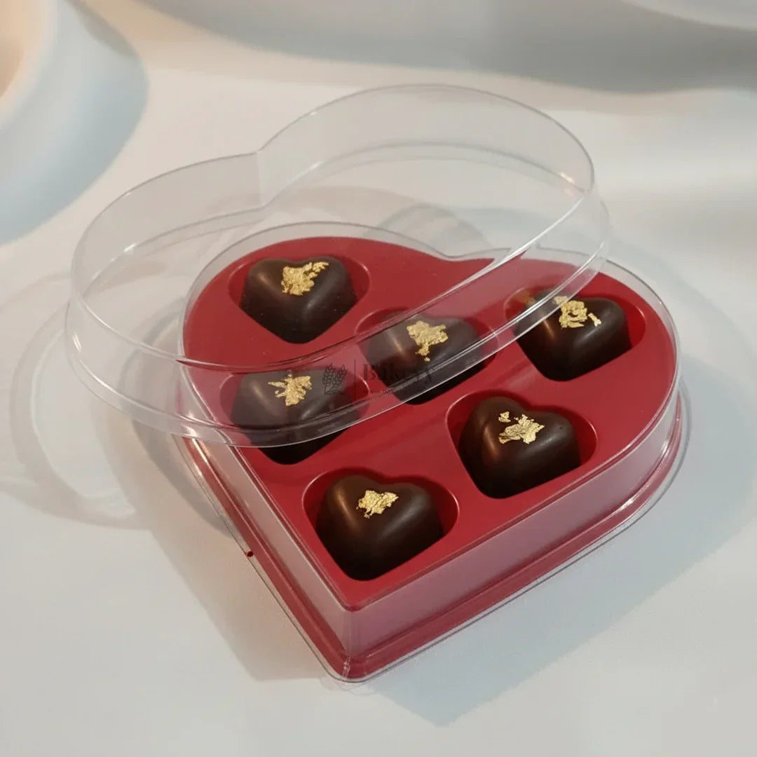 Red_Heart_Shape_Chocolate_Box - Bakeyy.com
