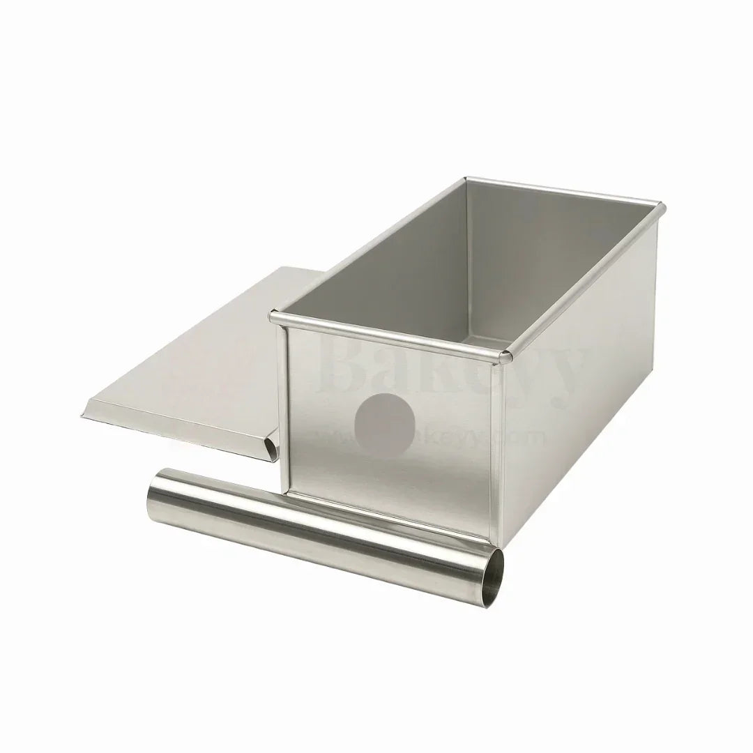 8x3x3" Aluminium Travel Cake Tin with Lid