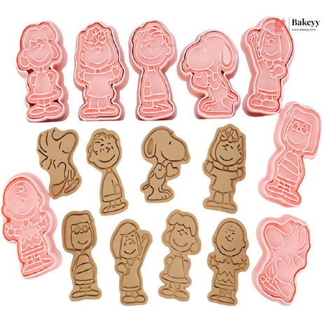 Snoopy Cartoon Theme Cookie Cutter & Embosser Set | 8 Piece | Pack of 1